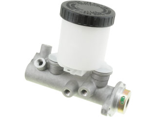 NISSAN 4601034E00 New Master Cylinder